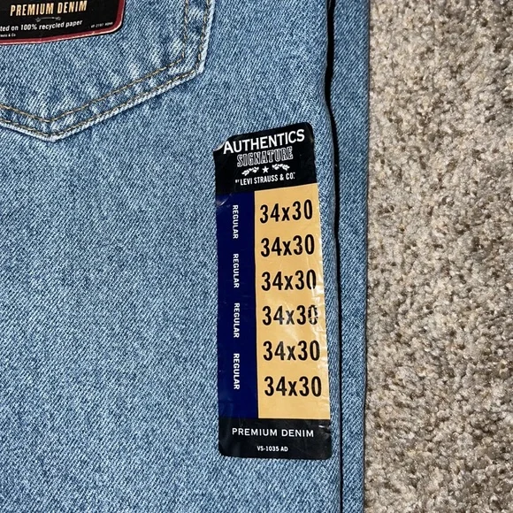AUTHENTIC LEVI’S - Picture 3 of 6